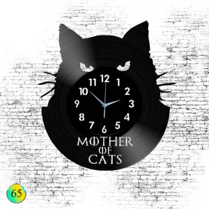 Mother of cats⚫